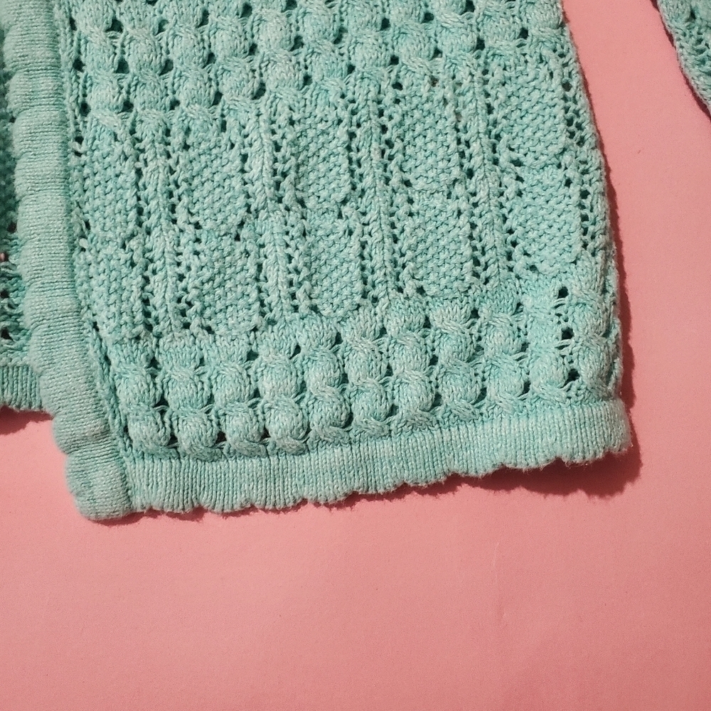 Vintage 1980s 80s Robin Egg Blue Knit Sweater Scalloped Hems - Picture 2 of 8